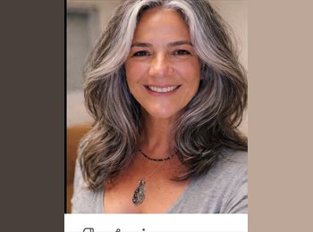 Roomgo BR - Monica - 40 - Catete