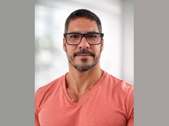 Roomgo BR - Henrique - 48 - Vila Velha