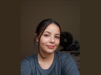 Roomgo BR - Sophia - 18 - Itajaí