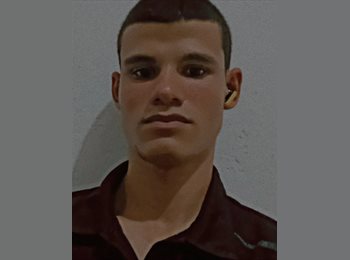 Roomgo BR - Lucas - 19 - Cariacica