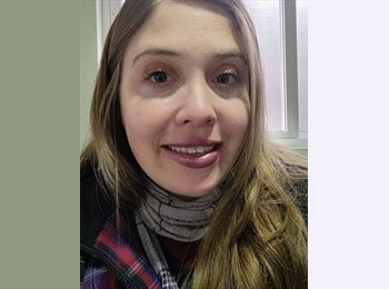 Roomgo BR - Caroline - 30 - Curitiba