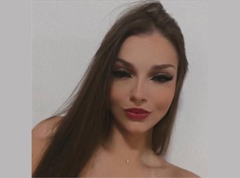 Roomgo BR - Nicolle - 22 - Florianópolis