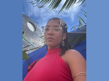 Roomgo BR - Tainá  - 19 - Salvador