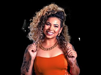 Roomgo BR - Julie - 32 - Tijuca