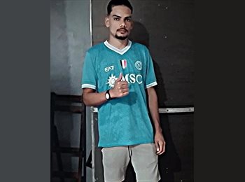 Roomgo BR - Carlos - 20 - Vila Mariana