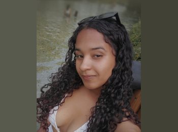 Roomgo BR - Thaís - 20 - Aparecida de Goiânia