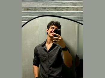 Roomgo BR - Arthur  - 19 - Niterói