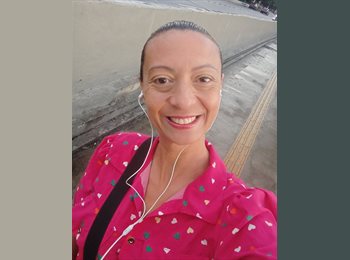 Roomgo BR - Fernanda  - 44 - Santo Amaro