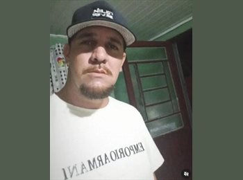 Roomgo BR - Gustavo  - 34 - Porto Alegre