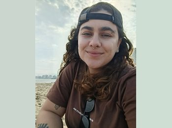 Roomgo BR - Aline Bianca - 29 - Itajaí