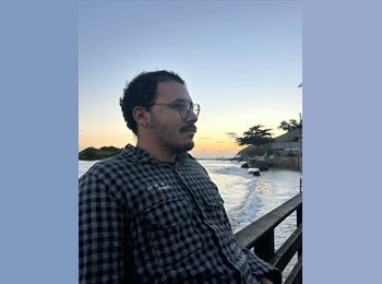 Roomgo BR - João  - 25 - Curitiba