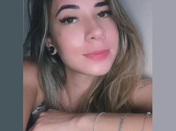 Roomgo BR - Juliana - 24 - Maracanã