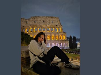 Roomgo BR - Yasmim Seabra - 19 - Florianópolis