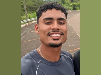 Roomgo BR - GABRIEL - 22 - Brasília