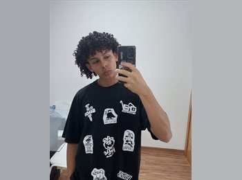 Roomgo BR - Lucas  - 18 - Curitiba