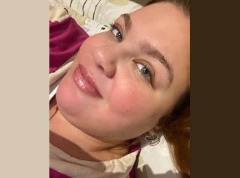 Roomgo BR - Clara Da Mota Chagas  - 29 - Salvador