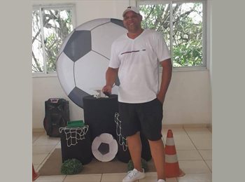 Roomgo BR - Capelão Marcus - 48 - Carapicuíba