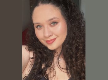 Roomgo BR - Victoria Luiza - 22 - Curitiba