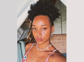 Roomgo BR - Estéfane  - 22 - Salvador