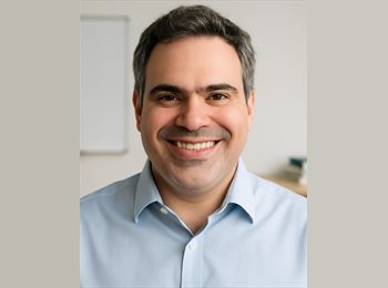 Roomgo BR - DANIEL - 44 - Maracanã