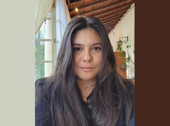 Roomgo BR - Lucy  - 30 - Curitiba