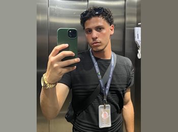Roomgo BR - Magno Velasco  - 22 - Copacabana