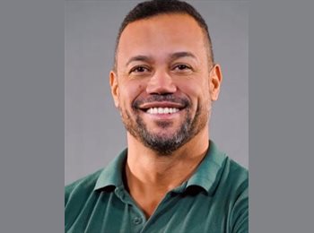 Roomgo BR - Ronald - 54 - Salvador