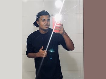 Roomgo BR - Yuri  - 19 - Sete Lagoas