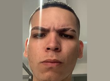Roomgo BR - Uriel - 21 - São Vicente