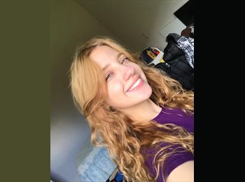 Roomgo BR - Karolaine  - 19 - São Paulo SP