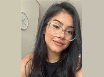 Roomgo BR - Karen  - 19 - Curitiba