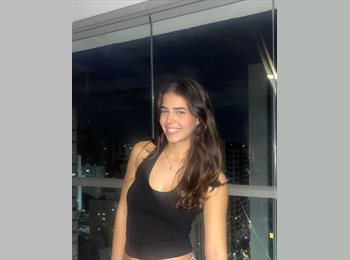 Roomgo BR - Luana - 18 - Florianópolis