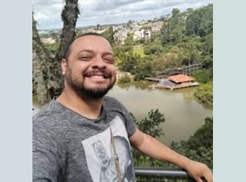 Roomgo BR - Alex - 35 - Curitiba