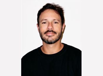 Roomgo BR - Felix Bravo - 33 - Ipanema
