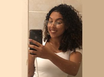 Roomgo BR - Anna luiza - 22 - Maracanã