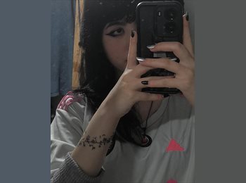 Roomgo BR - ISABELLE - 21 - Curitiba