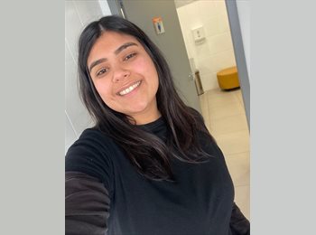 Roomgo BR - Mikaellen  - 26 - Porto Alegre