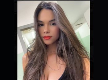 Roomgo BR - Laura - 22 - Belo Horizonte