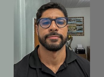 Roomgo BR - Renato - 34 - Curitiba