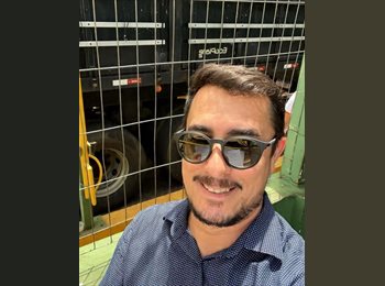 Roomgo BR - Douglas Prais - 40 - Curitiba