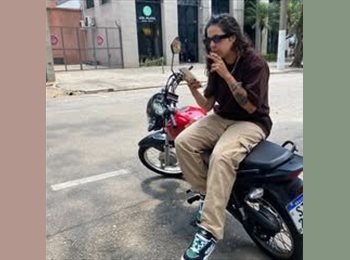 Roomgo BR - Thalia - 28 - São Paulo SP