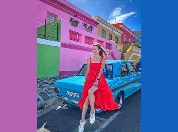 Roomgo BR - Kristina - 38 - Maracanã