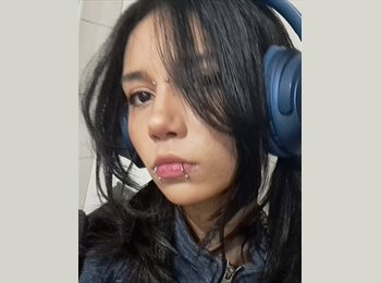 Roomgo BR - Micaele - 18 - Curitiba