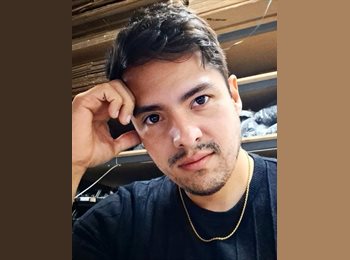Roomgo BR - Jonathan - 33 - Curitiba