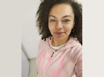 Roomgo BR - Larissa Romana - 36 - Santana