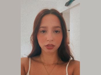 Roomgo BR - Brunna Loureiro  - 21 - Niterói