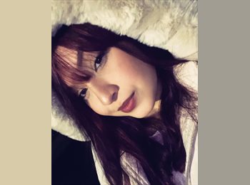 Roomgo BR - Ana Karollyne  - 18 - Brasil