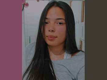 Roomgo BR - Greicy - 18 - Belo Horizonte