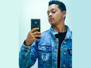 Roomgo BR - Jonathan  - 27 - Curitiba