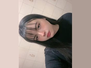 Roomgo BR - Julia - 24 - Curitiba